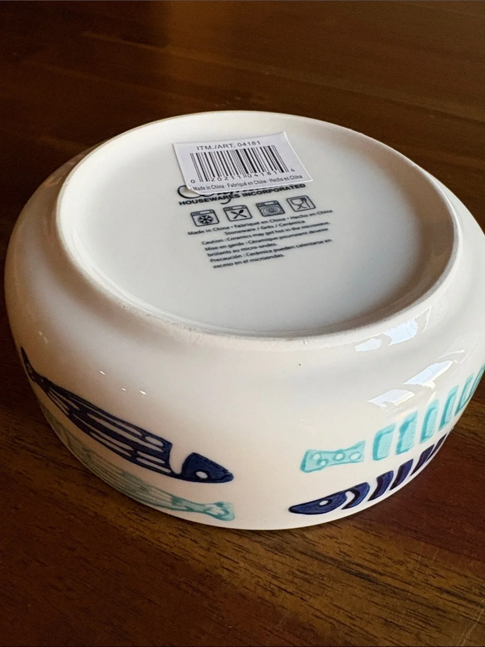 Stoneware Cat Bowl with Fish Graphics